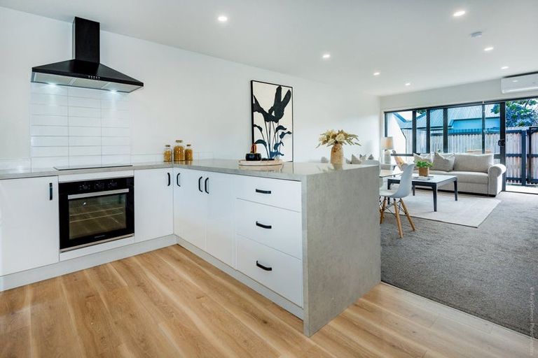 Photo of property in 71b/4 Main Road, Redcliffs, Christchurch, 8081