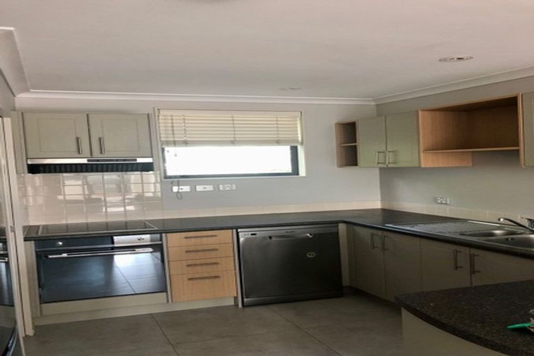 Photo of property in 11/8 Monte Cassino Place, Birkdale, Auckland, 0626