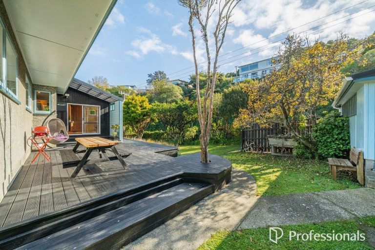 Photo of property in 20 London Road, Korokoro, Lower Hutt, 5012
