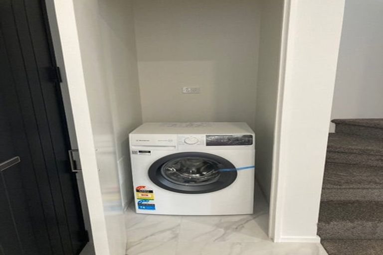 Photo of property in 4/56 Wainui Street, Riccarton, Christchurch, 8041