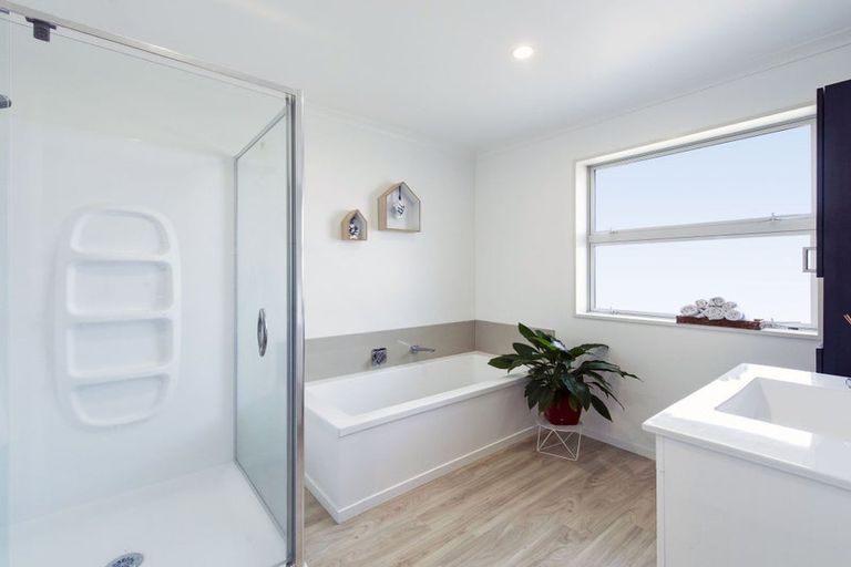 Photo of property in 103a Lowes Road, Rolleston, 7614