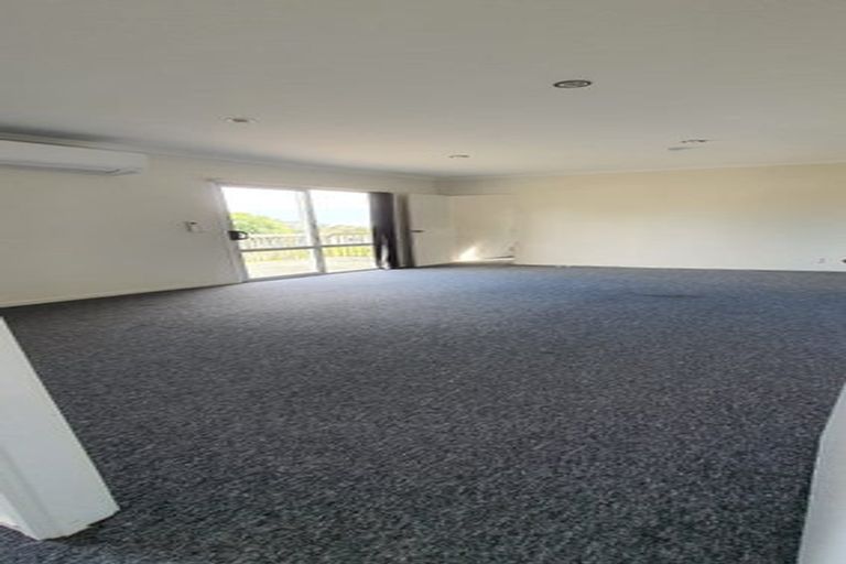 Photo of property in 26 Burbank Avenue, Manurewa, Auckland, 2102