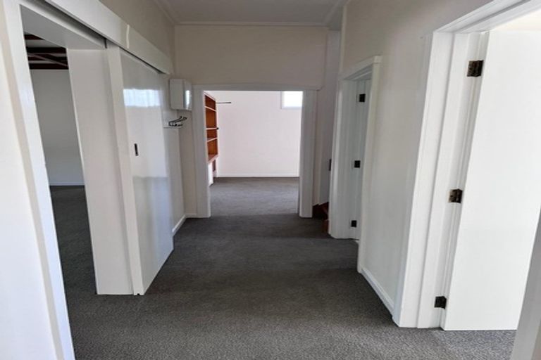 Photo of property in 2/128 Great South Road, Manurewa, Auckland, 2102
