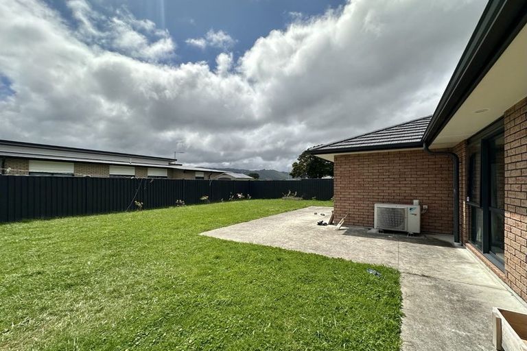 Photo of property in 33 Hopkirk Avenue, Wallaceville, Upper Hutt, 5018