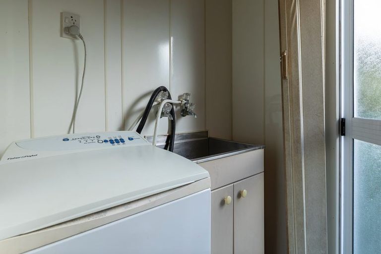 Photo of property in 53 Rua Road, Glen Eden, Auckland, 0602