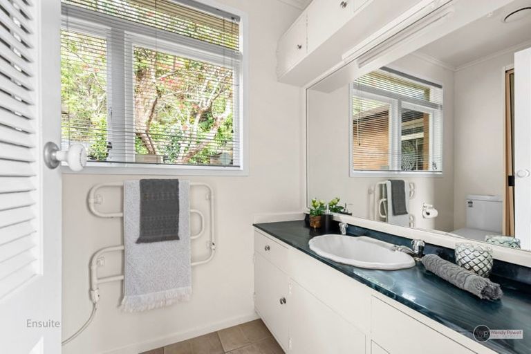 Photo of property in 12 Chichester Drive, Pinehaven, Upper Hutt, 5019