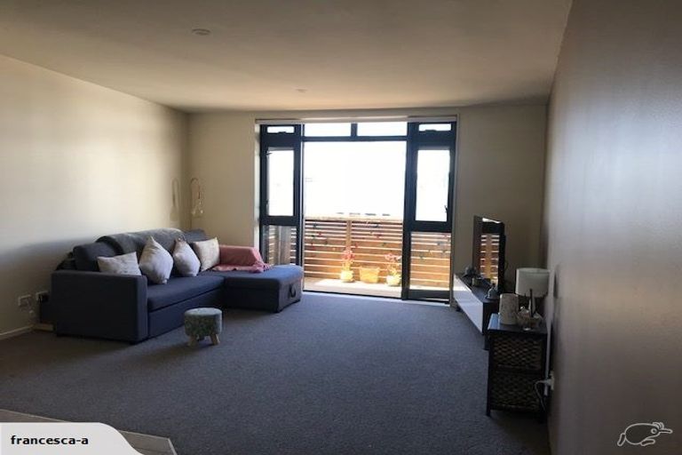Photo of property in Pirie Street Townhouses, 11/35u Pirie Street, Mount Victoria, Wellington, 6011