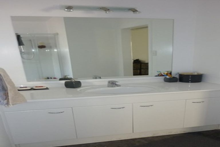 Photo of property in 76 Trafalgar Street, St Albans, Christchurch, 8014