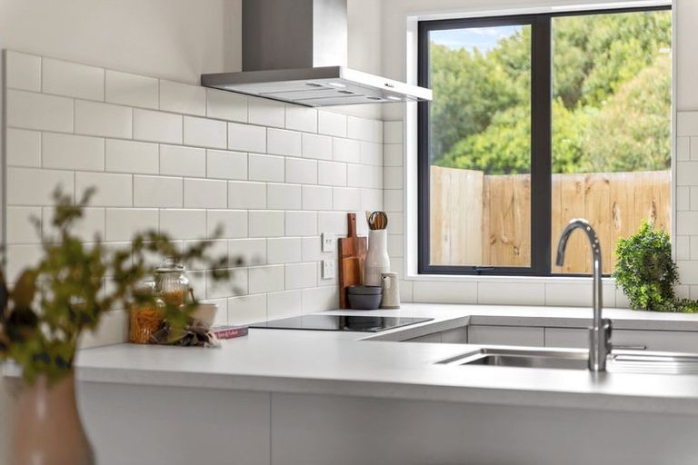 Photo of property in 5 Isabella Lane, Henderson, 0610