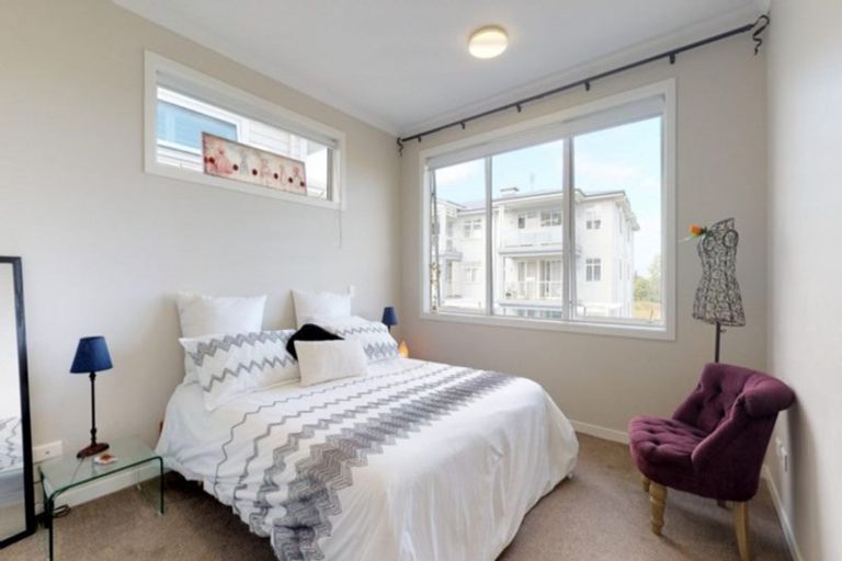 Photo of property in 44 Landmark Terrace, Orewa, 0931