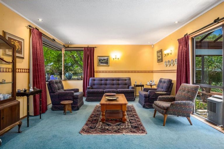 Photo of property in 12 Observatory Close, Whitby, Porirua, 5024