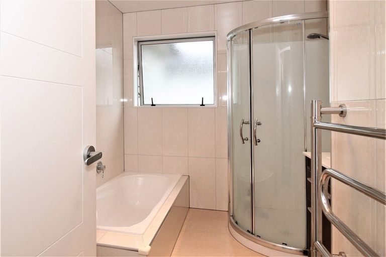 Photo of property in 12 Conti Drive, Flat Bush, Auckland, 2019