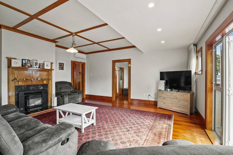 Photo of property in 14 Mclean Street, Strandon, New Plymouth, 4312