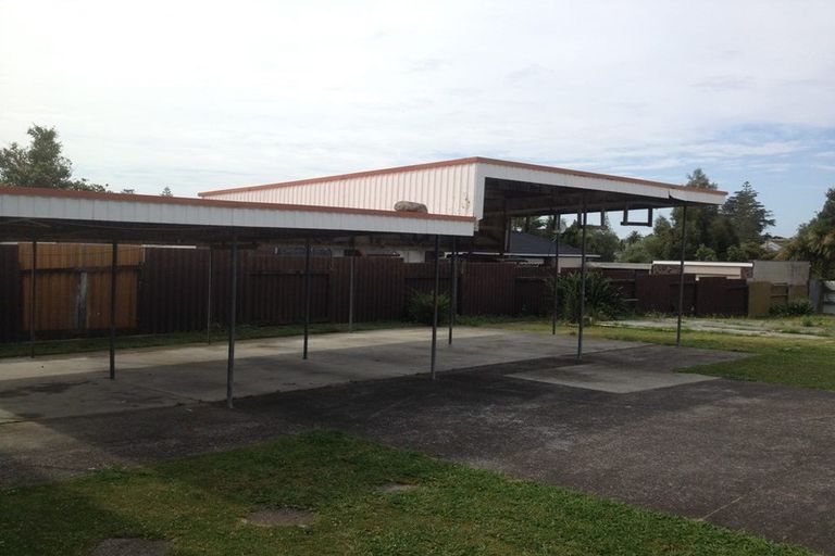 Photo of property in 26 Rimu Street, New Lynn, Auckland, 0600