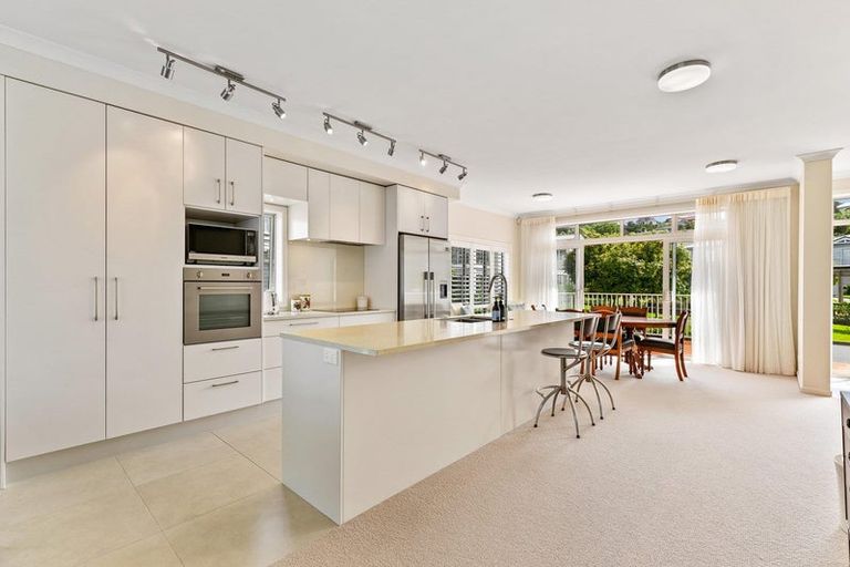 Photo of property in 134 Landmark Terrace, Orewa, 0931