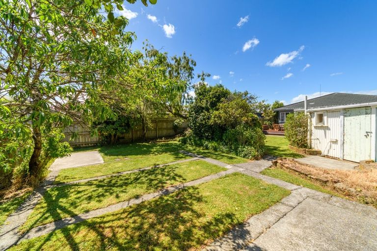 Photo of property in 26 Rangitira Avenue, Palmerston North, 4414