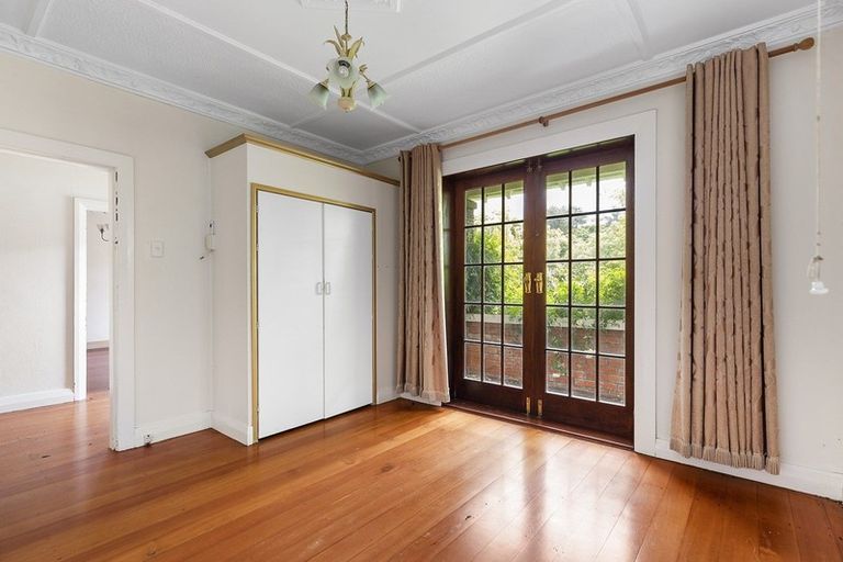 Photo of property in 343 Karori Road, Karori, Wellington, 6012