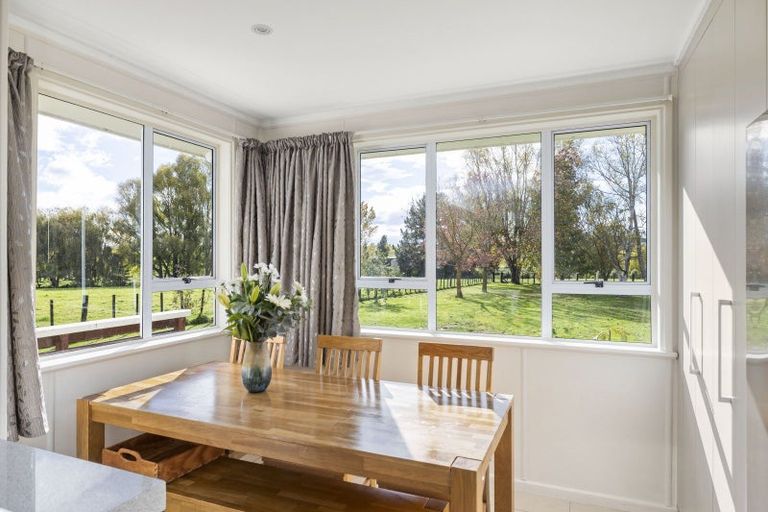 Photo of property in 139 Woodlands Road, Taumata Island, Carterton, 5792