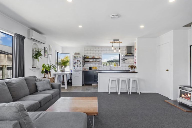Photo of property in 230c Gravatt Road, Papamoa Beach, Papamoa, 3118