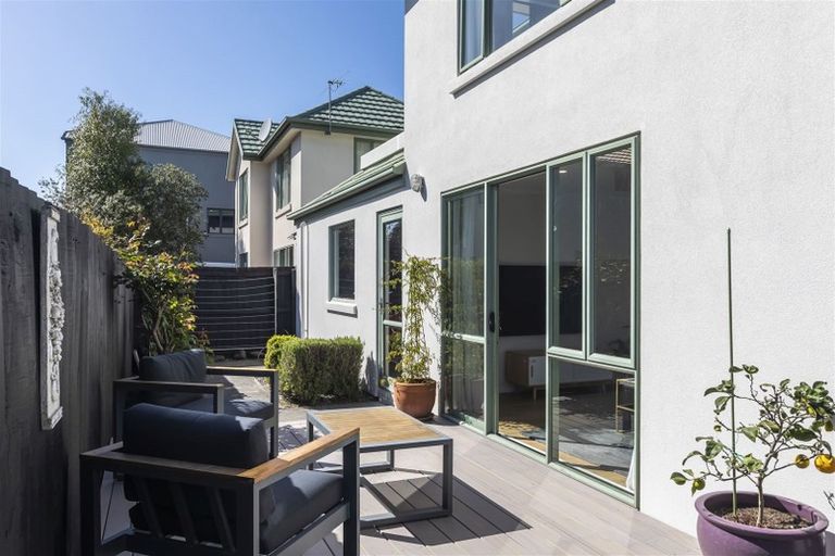 Photo of property in 430 Madras Street, St Albans, Christchurch, 8014