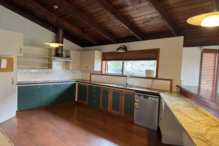 Photo of property in 166 Glamorgan Drive, Torbay, Auckland, 0630