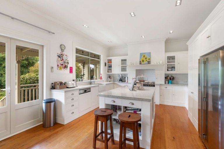 Photo of property in 5a Raukawa Grove, Waiuku, 2123