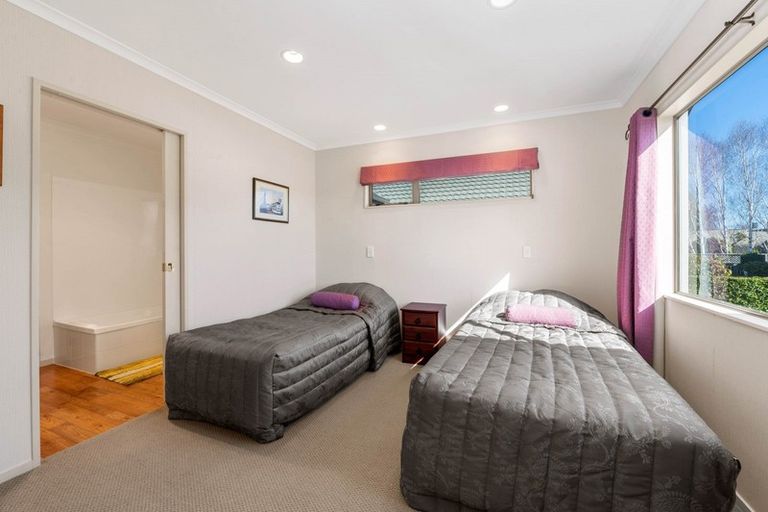 Photo of property in 285unit Vaughan Road, Owhata, Rotorua, 3010