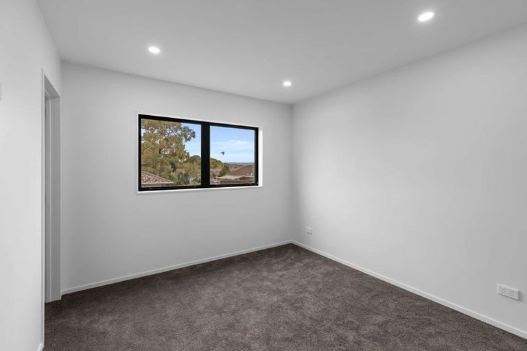 Photo of property in 60 Heybridge Street, Manurewa, Auckland, 2102