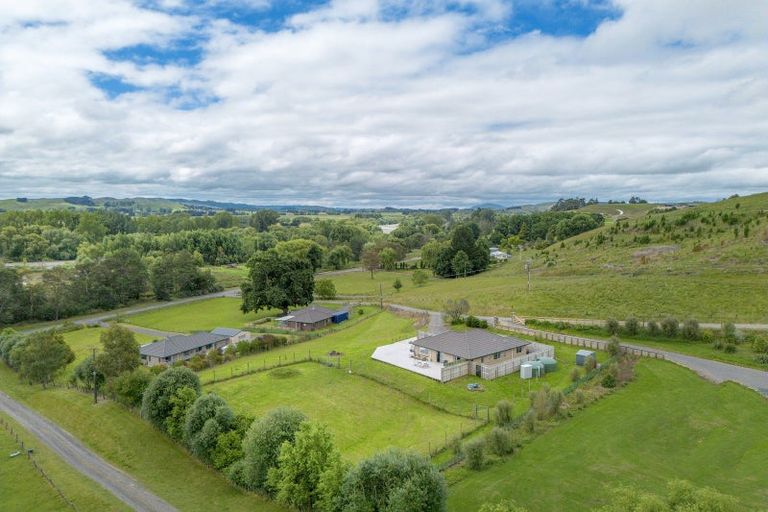 Photo of property in 210 Mount Herbert Road, Waipukurau, 4285