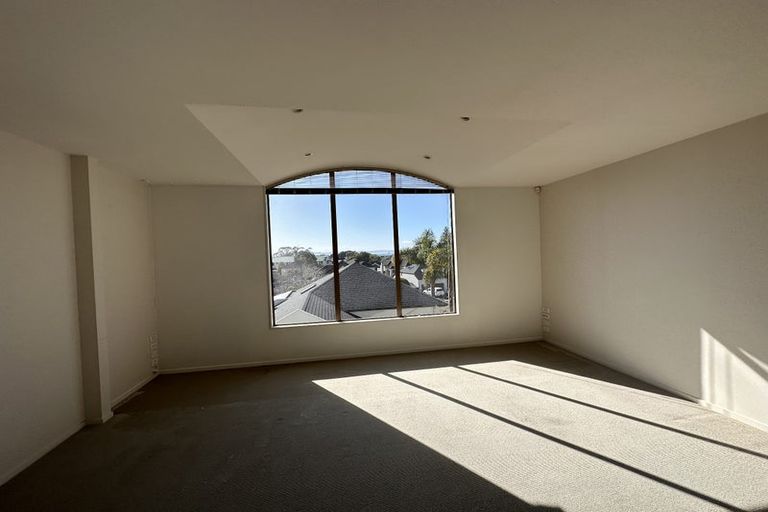 Photo of property in 30a Oakwood Grove, Eastern Beach, Auckland, 2012