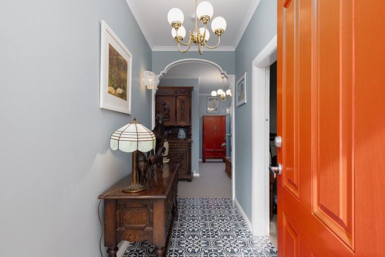 Photo of property in 403 Opunake Road, Cardiff, Stratford, 4391