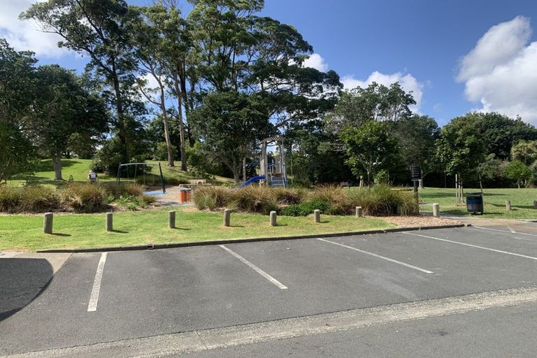 Photo of property in 106c Taikata Road, Te Atatu Peninsula, Auckland, 0610