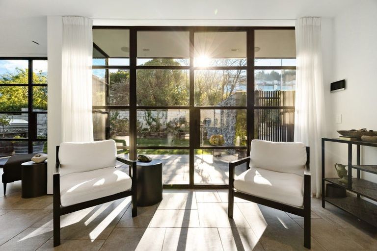 Photo of property in 95 Frankton Road, Queenstown, 9300