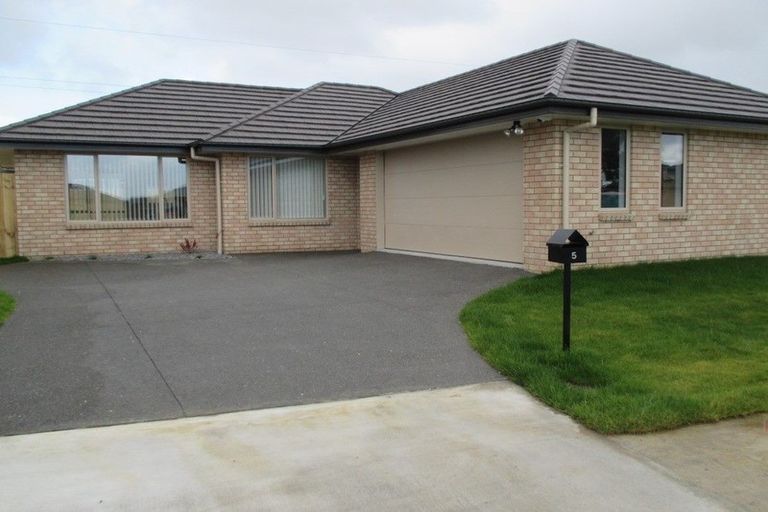 Photo of property in 5 Oolong Court, Huntington, Hamilton, 3210
