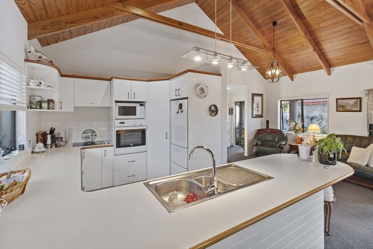 Photo of property in 107b Ocean Road, Whangamata, 3620