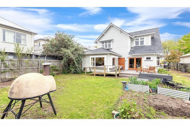 Photo of property in 176 Fitzgerald Avenue, Christchurch Central, Christchurch, 8011