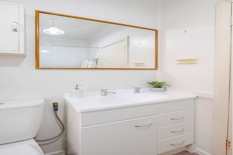 Photo of property in 86 Melville Street, Dunedin Central, Dunedin, 9016