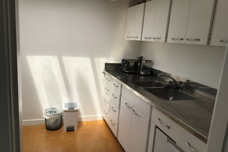 Photo of property in 48a Highbury Road, Highbury, Wellington, 6012