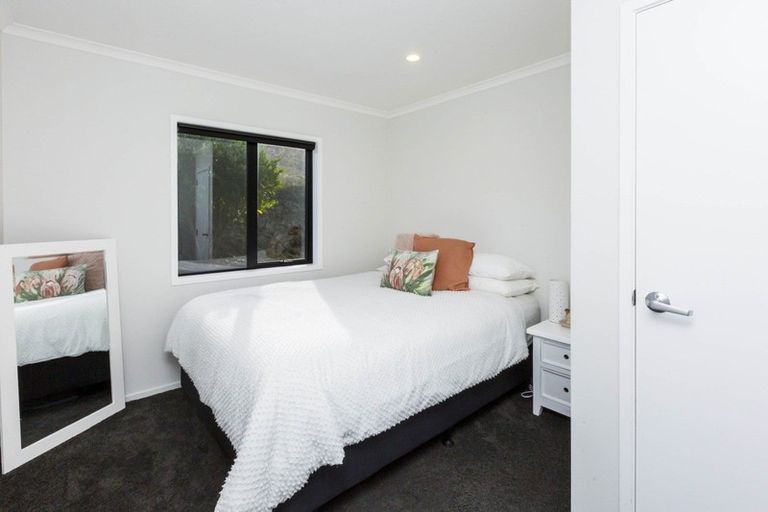 Photo of property in 51 Percy Kinsman Crescent, Riverstone Terraces, Upper Hutt, 5018