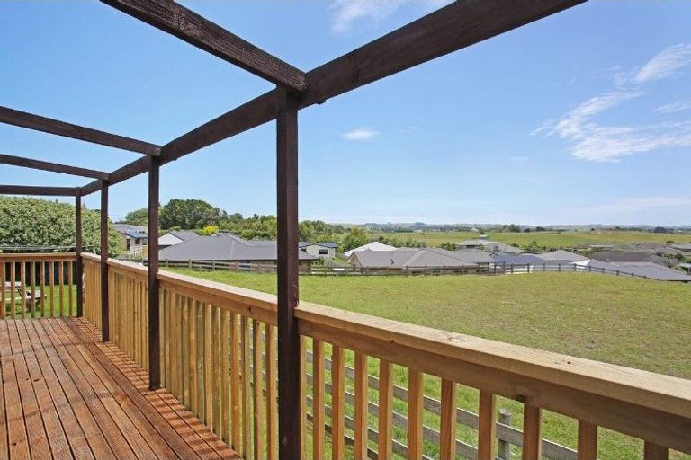 Photo of property in 77 Martyn Street, Waiuku, 2123