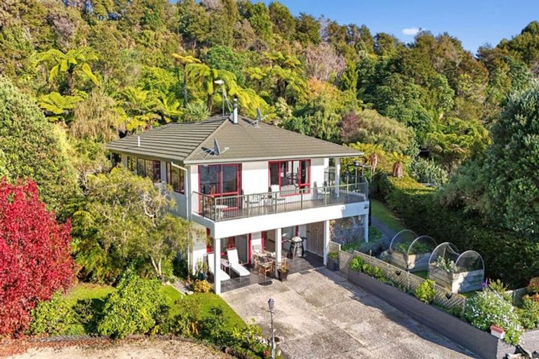 Photo of property in 204 Rangihaeata Road, Rangihaeata, Takaka, 7182