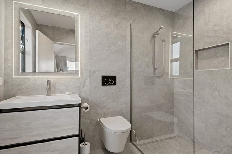 Photo of property in 8 Mccahon Drive, Rangiora, 7400