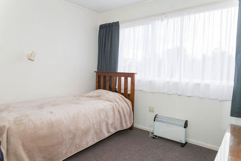 Photo of property in 69 Guy Street, Dannevirke, 4930