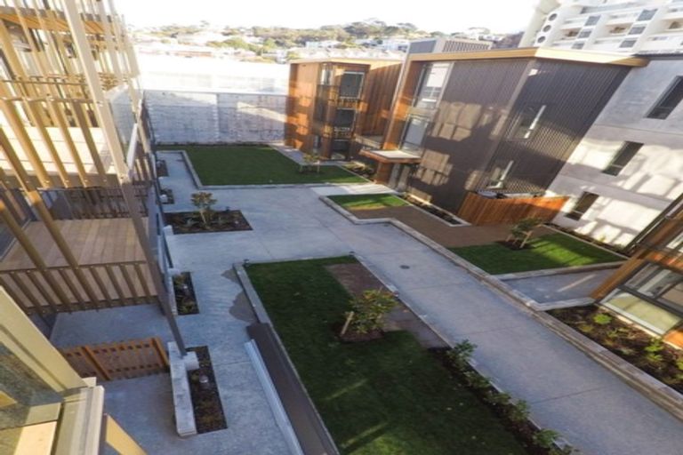 Photo of property in Vedado Apartments, 408/41u Hopper Street, Mount Cook, Wellington, 6011