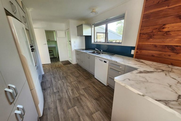 Photo of property in 10 Noble Street, Waiuku, 2123