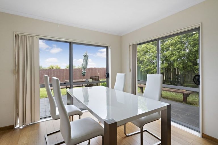 Photo of property in 9 Staten Place, Mangere, Auckland, 2022