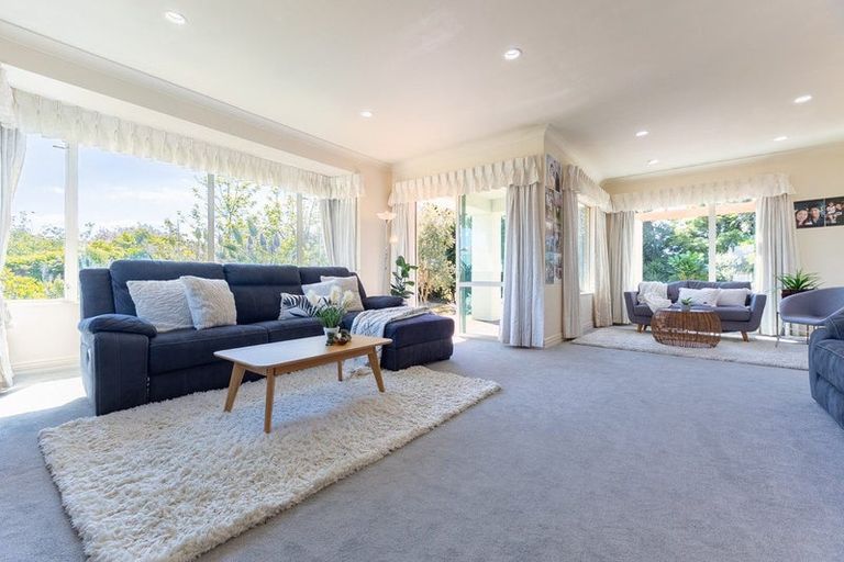 Photo of property in 15 Compass Court, Paraparaumu, 5032