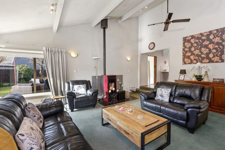 Photo of property in 25 Mendip Place, Casebrook, Christchurch, 8051