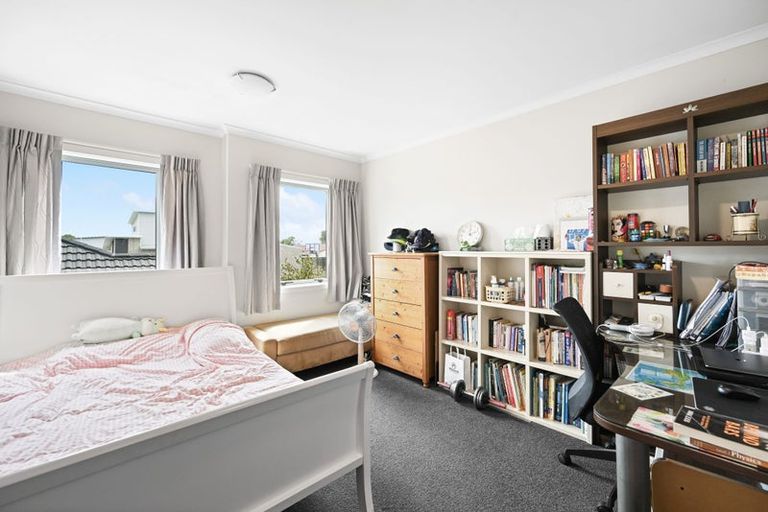 Photo of property in 20c Kelvin Place, Hamilton East, Hamilton, 3216