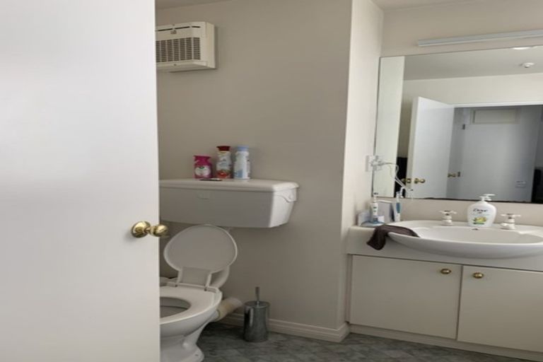 Photo of property in St James Courts, 12/77 Gloucester Street, Christchurch Central, Christchurch, 8013